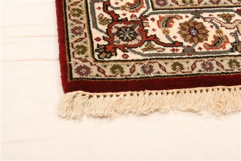 Tabriz Red Hand Knotted 210 X 51  Area Rug 253-22150 Image 11