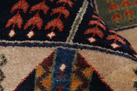 Bakhtiar Multicolor Square Hand Knotted 811 X 911 Area Rug 250-22174 Image 10