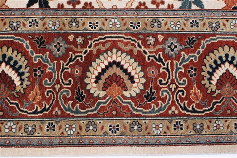 Serapi Beige Hand Knotted 810 X 119 Area Rug 250-22177 Image 3