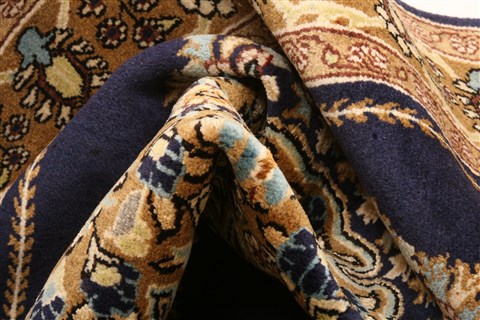 Qum Blue Hand Knotted 36 X 50 Area Rug 100-22193 Image 3