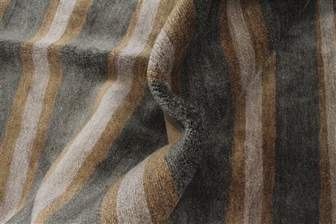 Modern Green Hand Knotted 90 X 120 Area Rug 250-22215 Image 11