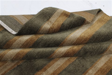 Modern Green Hand Knotted 90 X 120 Area Rug 250-22215 Image 14
