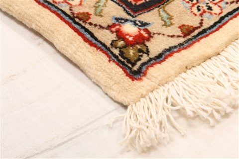 Kerman White Hand Knotted 37 X 56 Area Rug 100-22222 Image 9