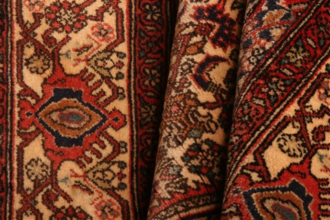 Bidjar Red Hand Knotted 36 X 51  Area Rug 100-22223 Image 4