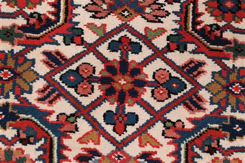 Heriz White Runner Hand Knotted 28 X 137 Area Rug 250-22249 Image 4