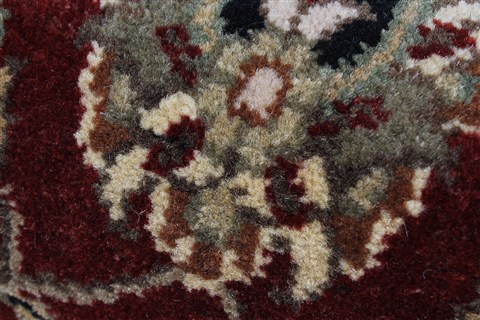 Sarouk Red Runner Hand Knotted 26 X 1311 Area Rug 250-22258 Image 11
