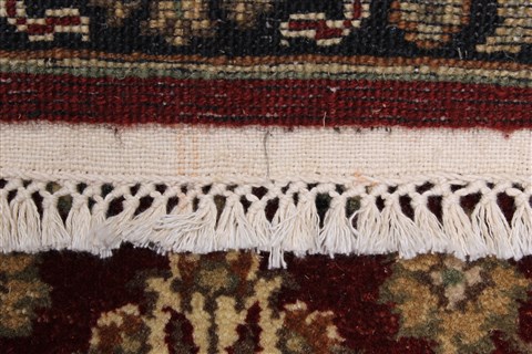 Sarouk Red Runner Hand Knotted 26 X 1311 Area Rug 250-22258 Image 3