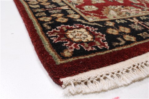 Sarouk Red Runner Hand Knotted 26 X 1311 Area Rug 250-22258 Image 9