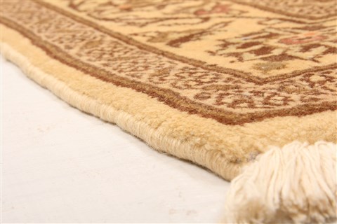 Kashan Beige Hand Knotted 34 X 411  Area Rug 253-22275 Image 1