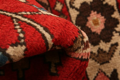Abadeh Red Hand Knotted 36 X 47 Area Rug 100-22278 Image 1