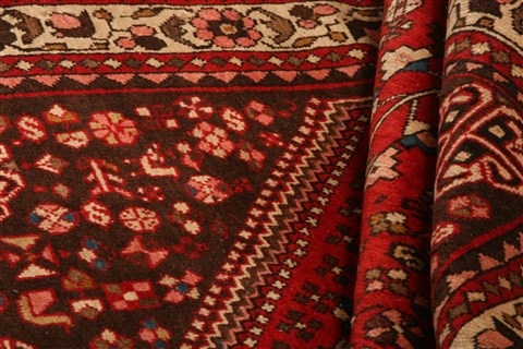 Abadeh Red Hand Knotted 36 X 47 Area Rug 100-22278 Image 3