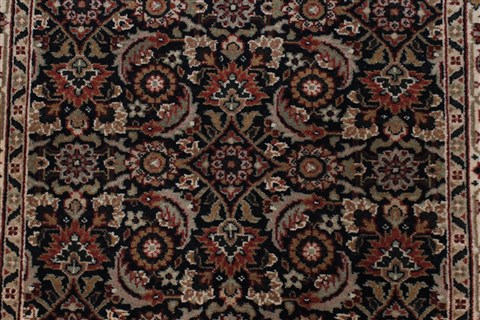 Herati Black Runner Hand Knotted 27 X 139 Area Rug 250-22289 Image 4