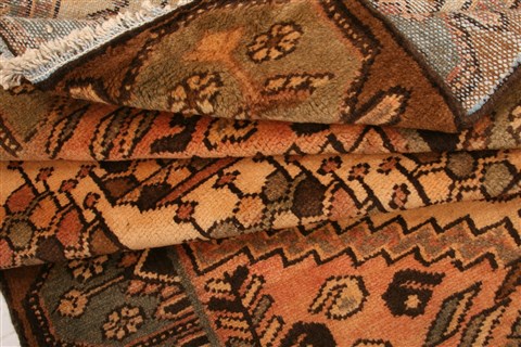 Sanandaj Beige Hand Knotted 37 X 410 Area Rug 100-22309 Image 3