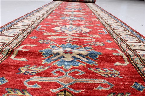 Kazak Red Runner Hand Knotted 29 X 128  Area Rug 250-22359 Image 6