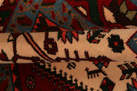 Abadeh Red Hand Knotted 33 X 410 Area Rug 100-22386 Image 4