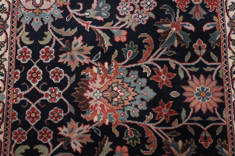 Kashmar Blue Runner Hand Knotted 28 X 119 Area Rug 250-22431 Image 4