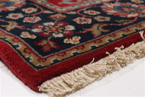 Kashmar Red Runner Hand Knotted 26 X 124 Area Rug 250-22469 Image 6