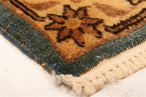 Varamin Yellow Hand Knotted 49 X 611 Area Rug 100-22483 Image 9