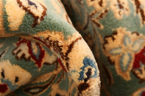 Nain Brown Hand Knotted 42 X 70 Area Rug 100-22508 Image 2