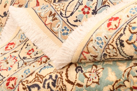 Nain Brown Hand Knotted 42 X 70 Area Rug 100-22508 Image 4