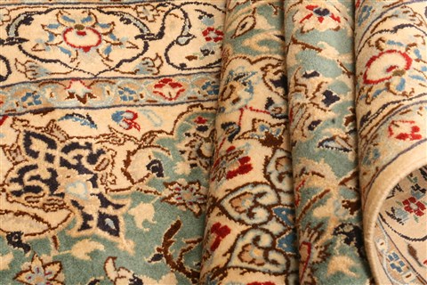 Nain Brown Hand Knotted 42 X 70 Area Rug 100-22508 Image 5