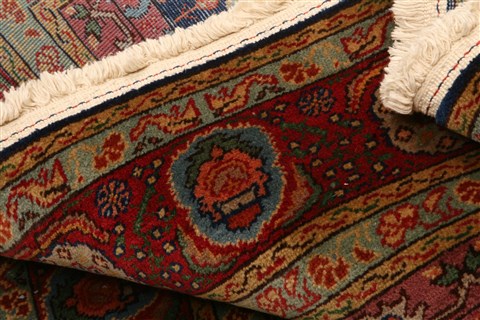 Tabriz Red Hand Knotted 37 X 53 Area Rug 100-22531 Image 5