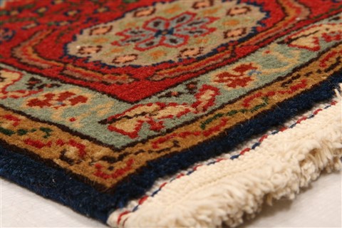 Tabriz Red Hand Knotted 37 X 53 Area Rug 100-22531 Image 9