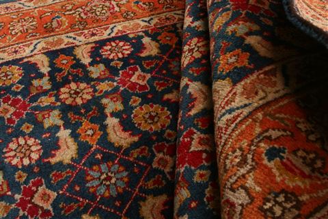 Tabriz Red Hand Knotted 48 X 81 Area Rug 100-22540 Image 5