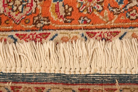 Tabriz Red Hand Knotted 48 X 81 Area Rug 100-22540 Image 9