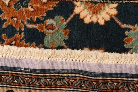 Kashan Blue Hand Knotted 44 X 63 Area Rug 100-22543 Image 9