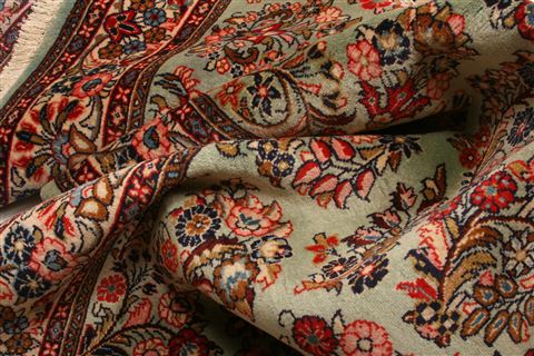 Sarouk Red Hand Knotted 45 X 610 Area Rug 100-22553 Image 2