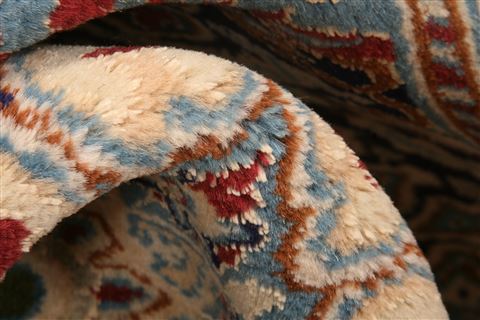 Nain White Square Hand Knotted 66 X 66 Area Rug 100-22613 Image 1