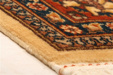 Tabriz Red Hand Knotted 42 X 58  Area Rug 253-22614 Image 10