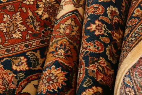 Tabriz Red Hand Knotted 42 X 58  Area Rug 253-22614 Image 14