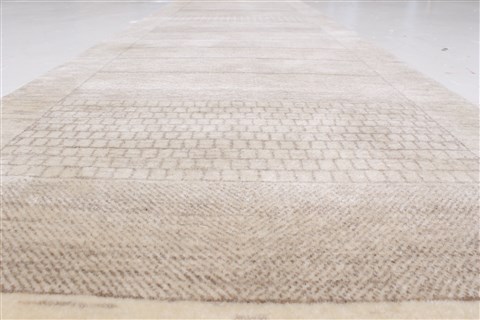 Modern Beige Runner Hand Knotted 26 X 910 Area Rug 250-22621 Image 3