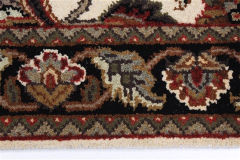 Agra Beige Runner Hand Knotted 27 X 102 Area Rug 250-22622 Image 5