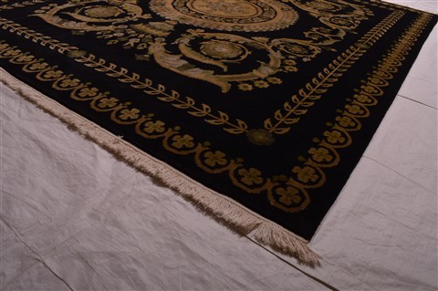 Indo-Tibetan Black Hand Knotted 80 X 100 Area Rug 100-22646 Image 3
