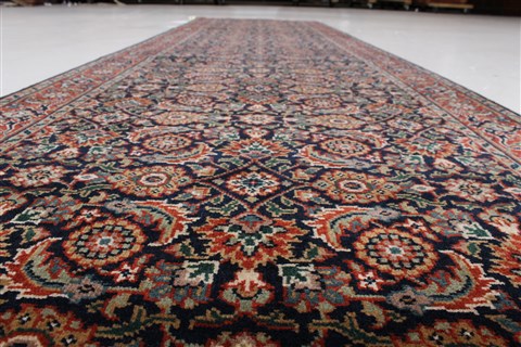 Agra Blue Runner Hand Knotted 28 X 100 Area Rug 250-22669 Image 2