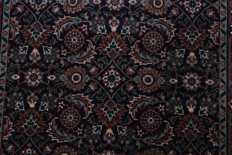 Agra Blue Runner Hand Knotted 28 X 100 Area Rug 250-22669 Image 5