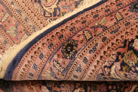 Tabriz Red Hand Knotted 49 X 68 Area Rug 100-22680 Image 6