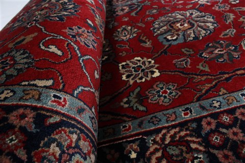 Agra Red Runner Hand Knotted 28 X 101 Area Rug 250-22691 Image 2