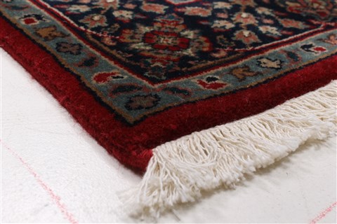 Agra Red Runner Hand Knotted 28 X 101 Area Rug 250-22691 Image 9
