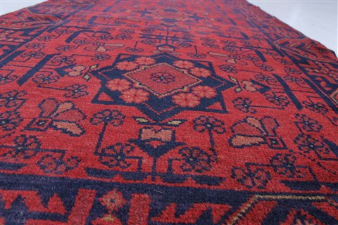 Bokhara Red Runner Hand Knotted 29 X 96 Area Rug 250-22734 Image 3