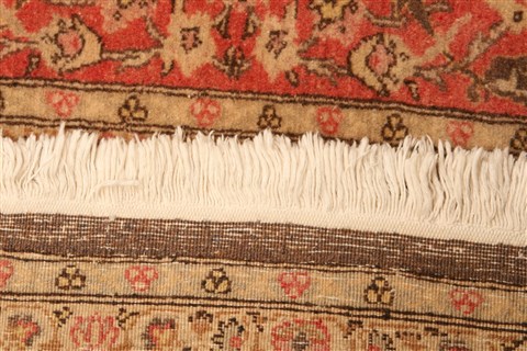 Hereke Red Hand Knotted 51 X 81 Area Rug 100-22736 Image 4