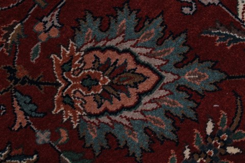Sarouk Red Runner Hand Knotted 28 X 1110 Area Rug 250-22760 Image 1