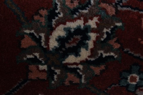 Sarouk Red Runner Hand Knotted 28 X 1110 Area Rug 250-22760 Image 8