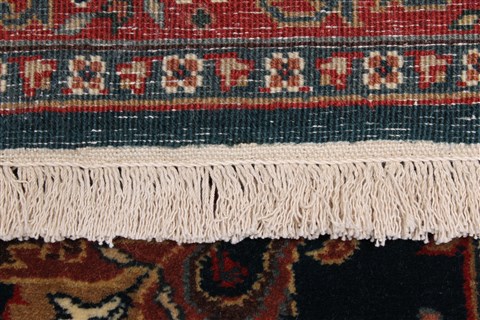 Semnan Blue Runner Hand Knotted 26 X 120 Area Rug 250-22771 Image 13