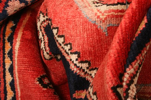 Lilihan Red Hand Knotted 37 X 69 Area Rug 100-22778 Image 2
