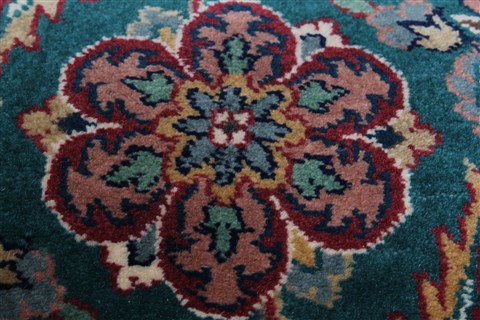 Semnan Green Runner Hand Knotted 27 X 123 Area Rug 250-22781 Image 8