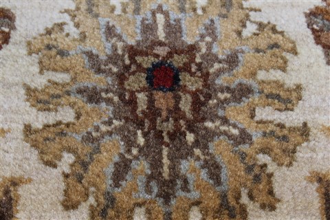 Kashan Beige Runner Hand Knotted 27 X 1110 Area Rug 250-22796 Image 6